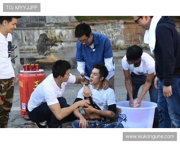 孙杨家的冰箱里是不是只放蛋白粉和冰块？