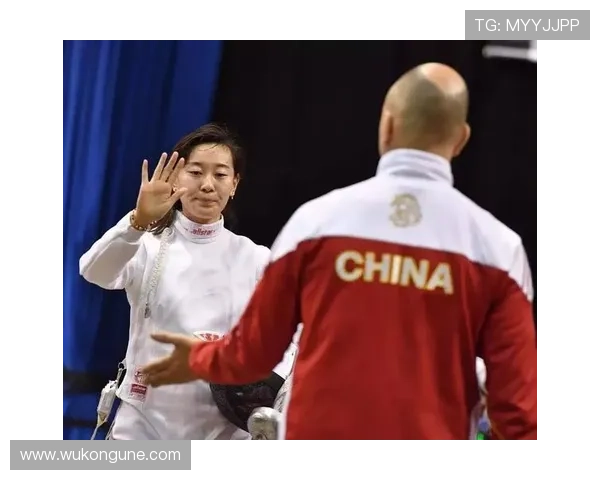 孙一文家里冰箱贴满训练计划，连喝水都要掐表