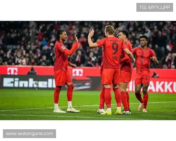 拜仁慕尼黑边路进攻依然犀利，但过度依赖突破是否影响战术平衡？